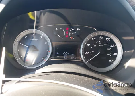 2015 Nissan Sentra Sr z USA, uszkodzony, nr VIN 3N1AB7AP3FY358682